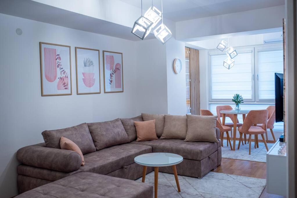 Joy Apartment Μπίτολα Εξωτερικό φωτογραφία