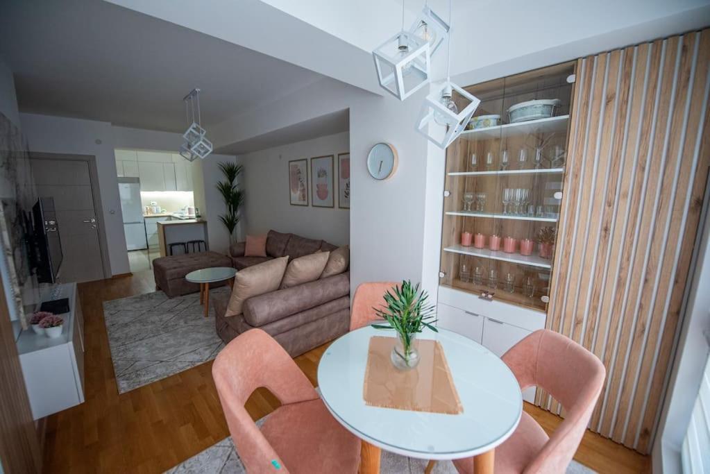 Joy Apartment Μπίτολα Εξωτερικό φωτογραφία